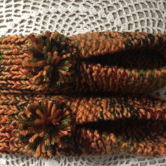 Hand Crafted Shoes - Amish Handmade Knitted House Slippers